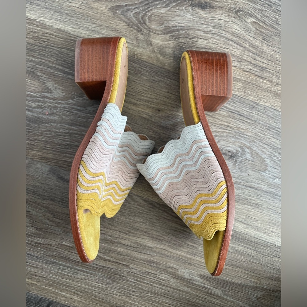 NEW Frye Suede Block Heel Slides 8M Multicolor Scalloped Boho Sandals - Picture 5 of 6